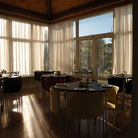 Holiday Inn Killarney Otel 3*