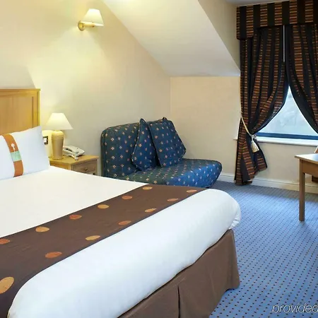 Holiday Inn Killarney 3*