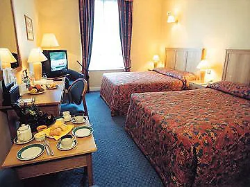 Holiday Inn Killarney 3*