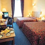 Holiday Inn Killarney 3*